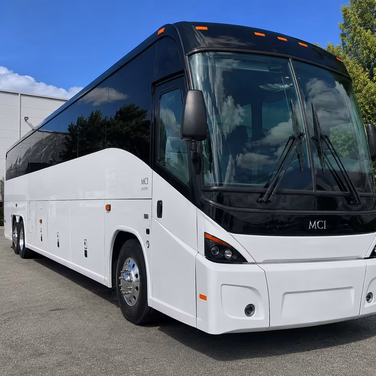 corporate airport transportation in newport beach