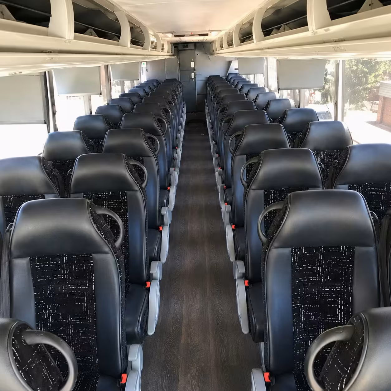 multi stop field trip charter buses in newport beach