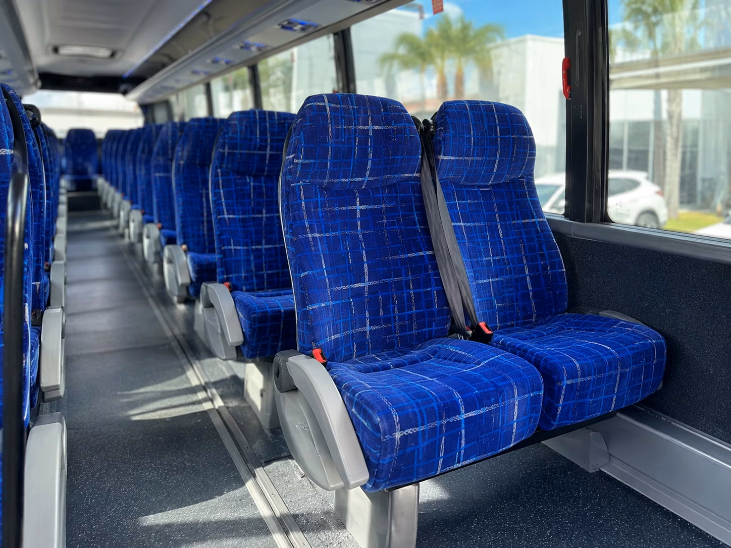 newport beach charter bus rentals for 405 game day traffic