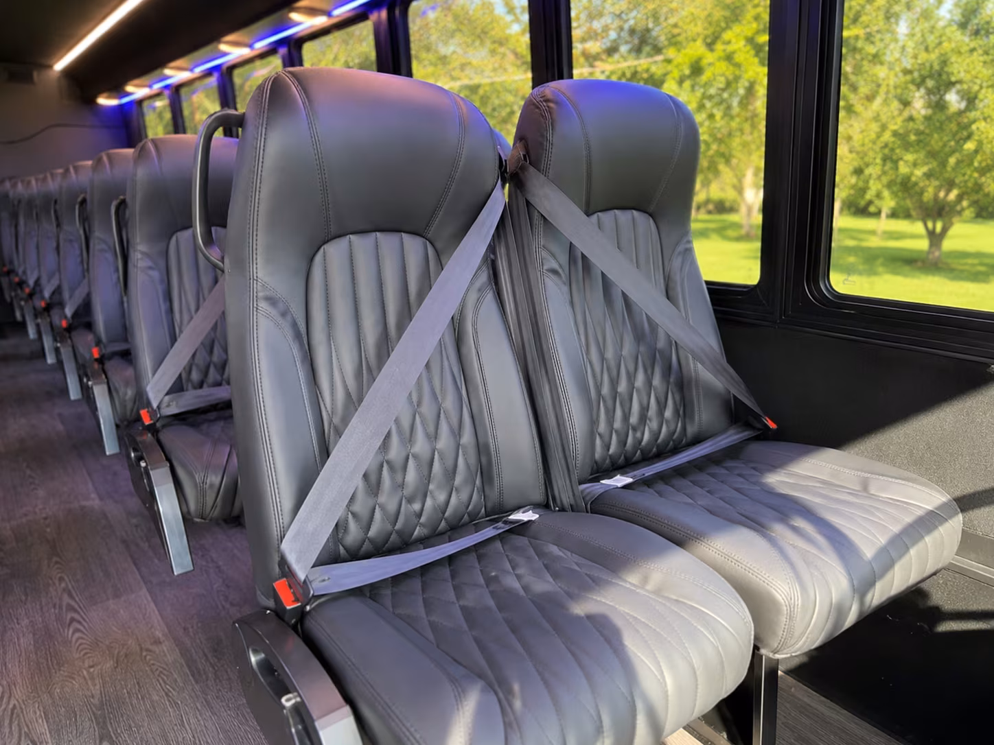 school field trip bus rentals in newport beach